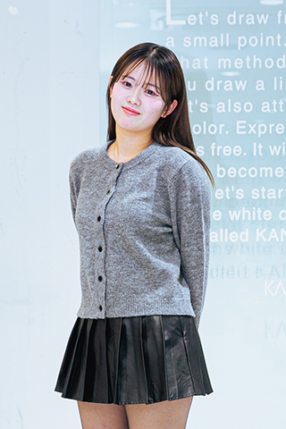 脇浦　はるひさん