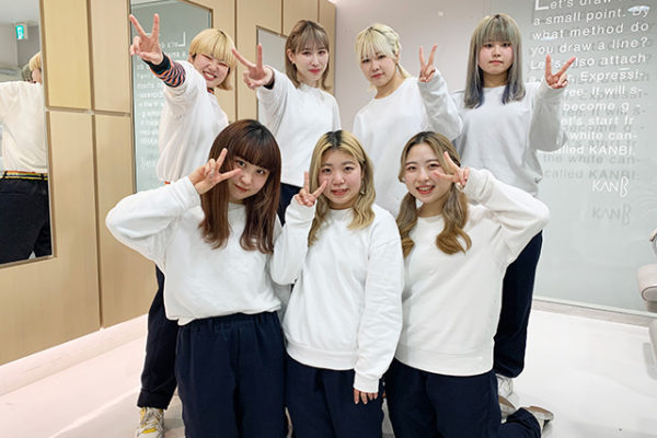 豪華で新しい 関西美容専門学校 kanbiサロペット サロペット