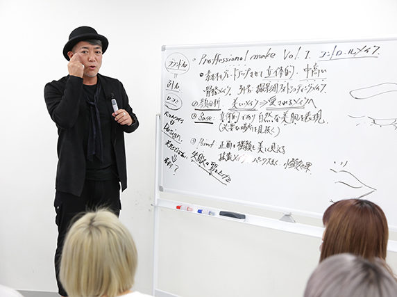 撮影に❕コントロールメイクとは？！